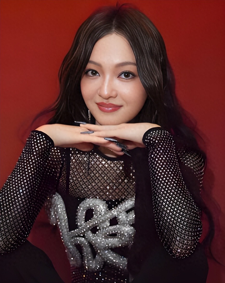 _水哥上微博热搜_爱国被骂很惨的明星