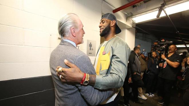 _詹姆斯退役预测_詹姆斯进名人堂的概率