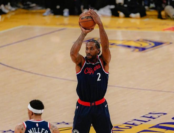 险胜!东契奇38+11,里夫斯29+6,老詹成倒数第一,湖人结局注定_险胜!东契奇38+11,里夫斯29+6,老詹成倒数第一,湖人结局注定_