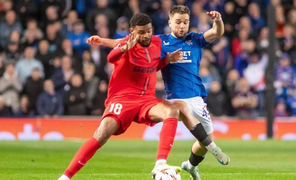 阻挡进攻路线犯规_阻挡防守_