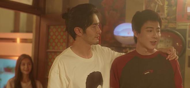 _梦见照看邻居家的小女孩_描写建筑工人的文章