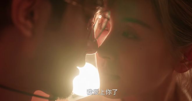 _蒋欣这部开年都市黑马，终于跟上观众了！_蒋欣这部开年都市黑马，终于跟上观众了！