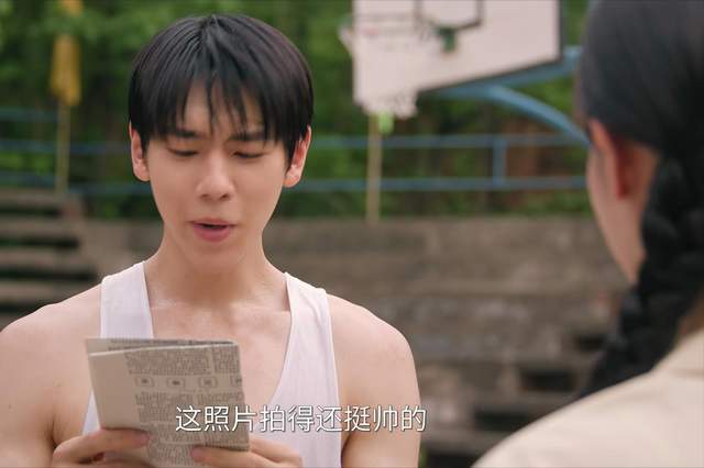 _《纯真年代的爱情》大结局：方穆静出国，费霓生子，凌漪罪有应得_《纯真年代的爱情》大结局：方穆静出国，费霓生子，凌漪罪有应得