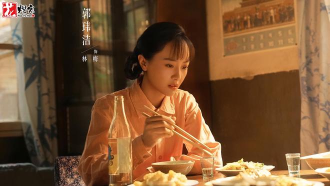 《纯真年代的爱情》既可怜又可悲更可恨的林梅,被爱情蒙蔽了双眼__《纯真年代的爱情》既可怜又可悲更可恨的林梅,被爱情蒙蔽了双眼