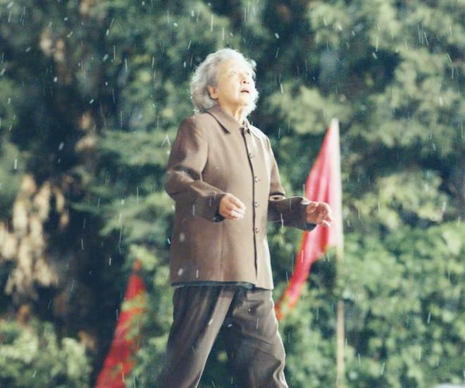 《岁月有情时》《江湖夜雨十年灯》各看4集，一部弃剧，一部上瘾_《岁月有情时》《江湖夜雨十年灯》各看4集，一部弃剧，一部上瘾_