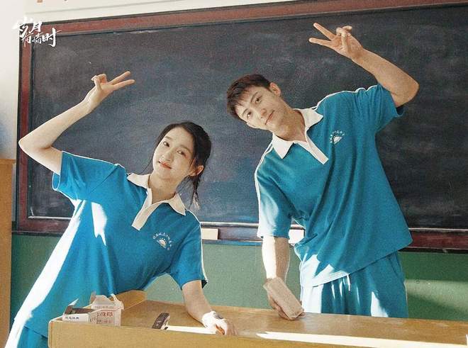 《岁月有情时》《江湖夜雨十年灯》各看4集，一部弃剧，一部上瘾__《岁月有情时》《江湖夜雨十年灯》各看4集，一部弃剧，一部上瘾