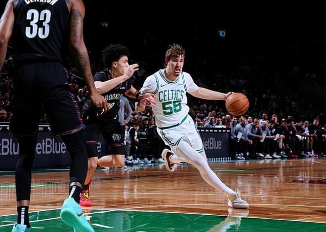 投篮选择额外传球__传球投篮组合技术