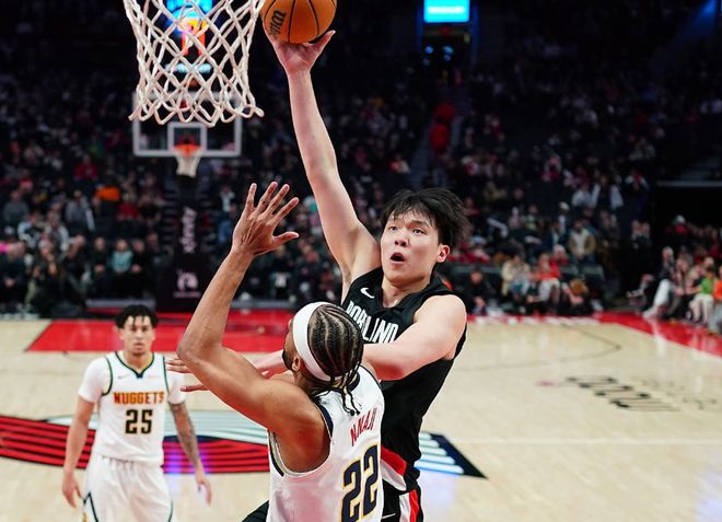 杨瀚森背部酸痛仍被激活！主帅赛前曾回应状态：他很可能打不了__杨瀚森背部酸痛仍被激活！主帅赛前曾回应状态：他很可能打不了