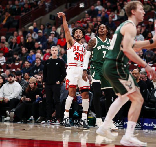 疯狂27-0大逆转!公牛拒被雄鹿横扫终结11连败 吉迪20+14+10_疯狂27-0大逆转!公牛拒被雄鹿横扫终结11连败 吉迪20+14+10_