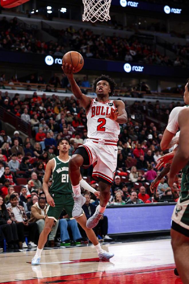 疯狂27-0大逆转!公牛拒被雄鹿横扫终结11连败 吉迪20+14+10__疯狂27-0大逆转!公牛拒被雄鹿横扫终结11连败 吉迪20+14+10