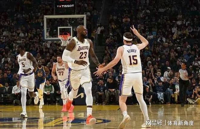 nba杜兰特詹姆斯__杜兰特已承认詹姆斯的强大