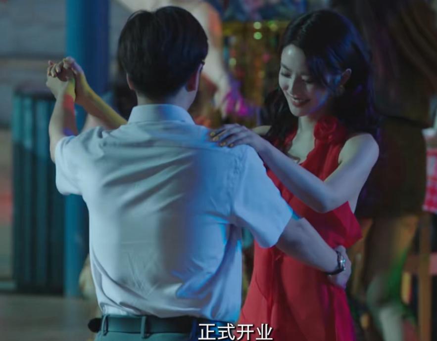 今天开播!CCTV8又一部年代青春剧来袭!配角不错,又有大剧看了_今天开播!CCTV8又一部年代青春剧来袭!配角不错,又有大剧看了_