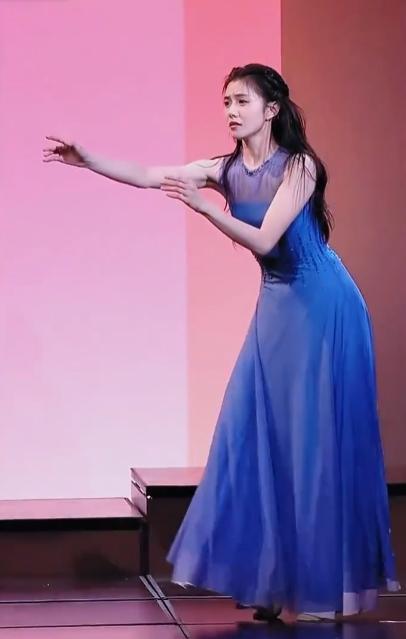 _张艺谋捧得女星_被张艺谋捧红的男演员