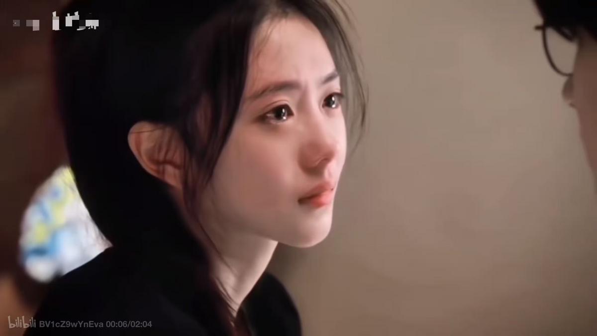 被张艺谋捧红的男演员_张艺谋捧得女星_