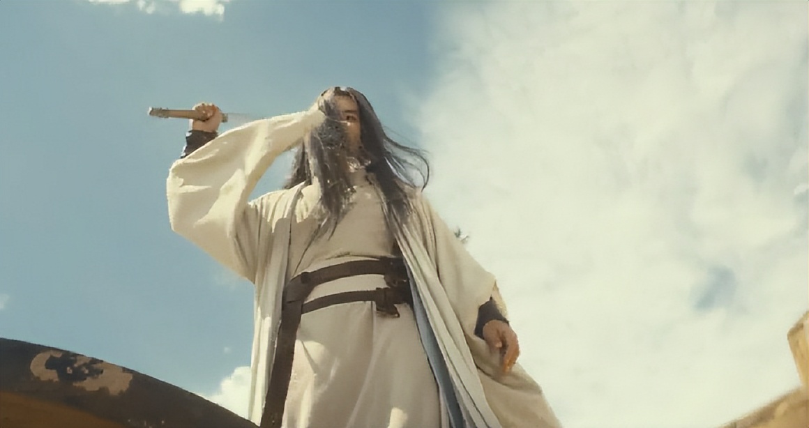 李连杰和吴京谁名气大_李连杰跟吴京拍的电影_