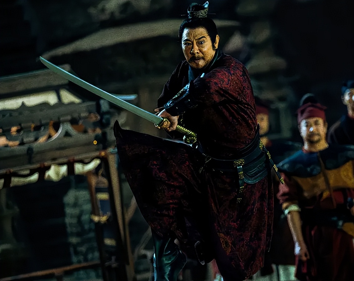 李连杰和吴京谁名气大_李连杰跟吴京拍的电影_