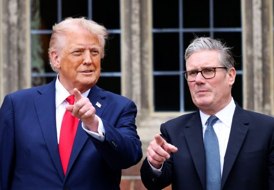 美国总统特朗普和英国首相斯塔默