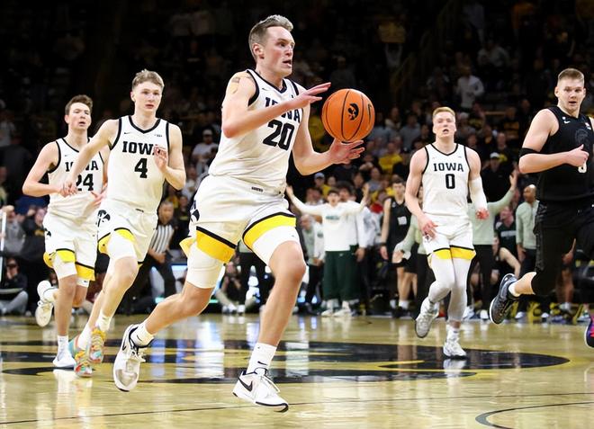 雷霆用双向合同签下锋线新秀，但他在发展联盟的表现都不太理想？__雷霆用双向合同签下锋线新秀，但他在发展联盟的表现都不太理想？