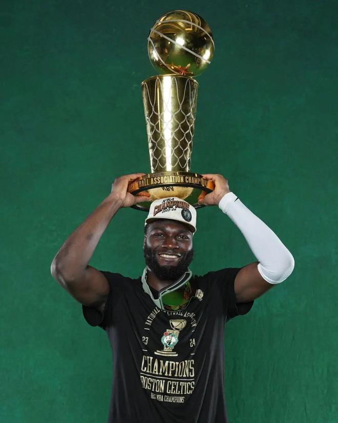 塔克本赛季数据_塔克本赛季工资_