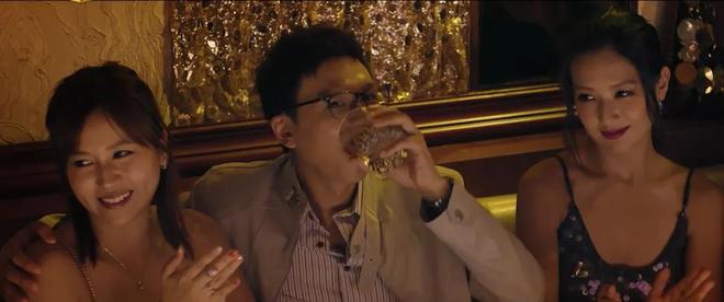 《夜王》在香港卖疯了？看完全片，我极其冷静地，写下这篇文章_《夜王》在香港卖疯了？看完全片，我极其冷静地，写下这篇文章_