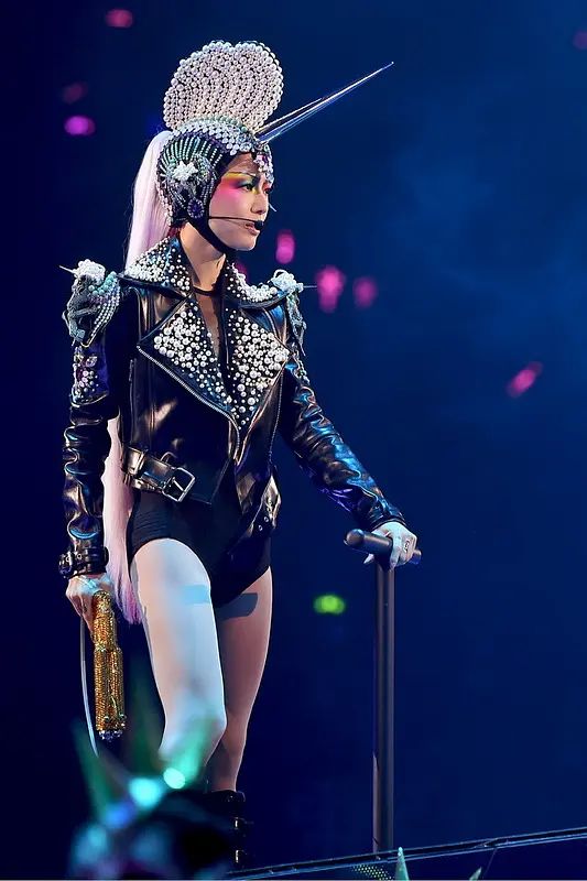 _香港女星郑秀文_港星郑秀文