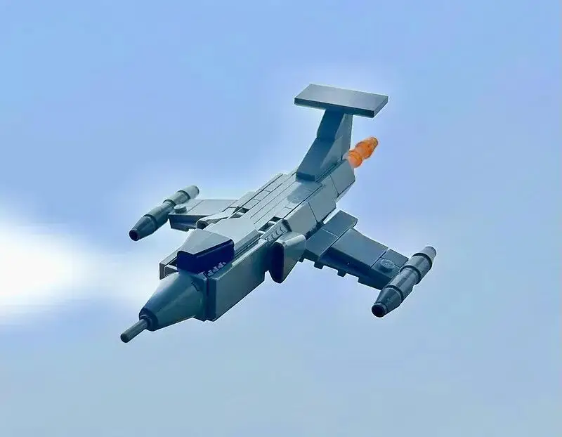 _MOC只属于成年玩家？看完这12件作品，你会震惊于这位少年的创意_MOC只属于成年玩家？看完这12件作品，你会震惊于这位少年的创意