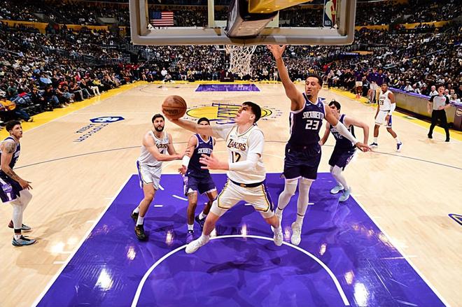 湖人跌出西部前四_湖人低迷_