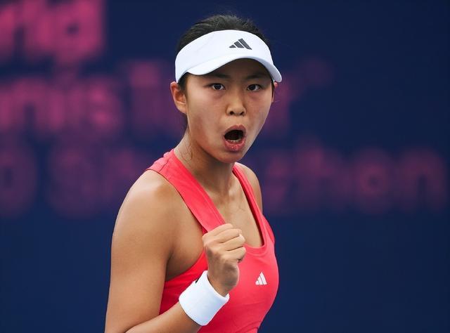 恭喜!中国女网8位小花杀进前100,15岁新星第10追赶郑钦文王欣瑜__恭喜!中国女网8位小花杀进前100,15岁新星第10追赶郑钦文王欣瑜