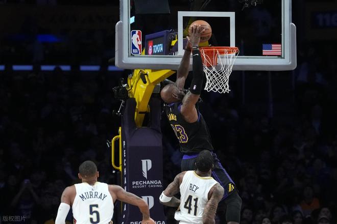 凯班合照_保罗-班凯罗_