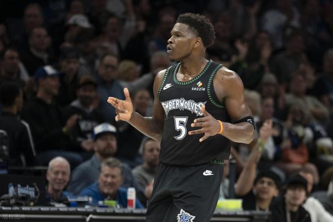 _凯班合照_保罗-班凯罗