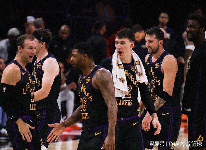 湖人110-101鹈鹕！老詹把话挑明，东契奇两点该批，里夫斯好消息_湖人110-101鹈鹕！老詹把话挑明，东契奇两点该批，里夫斯好消息_