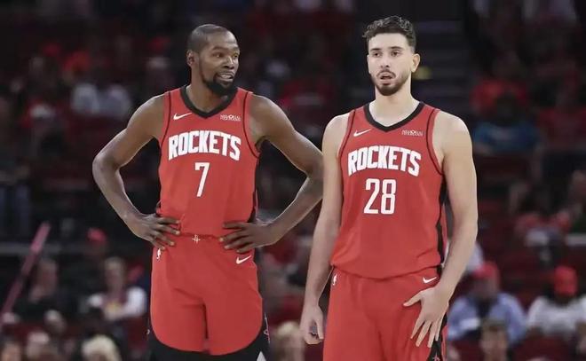 火箭轰鸣_长征五号火箭末级残骸轨道公布_