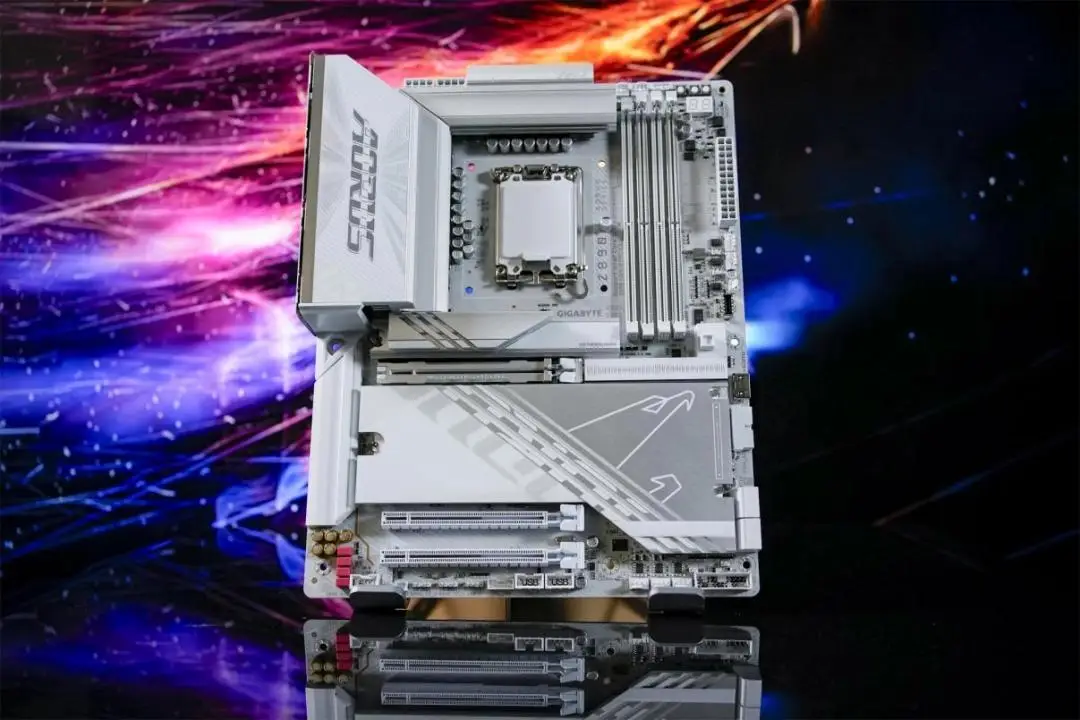 技嘉显卡通病__技嘉板载显卡