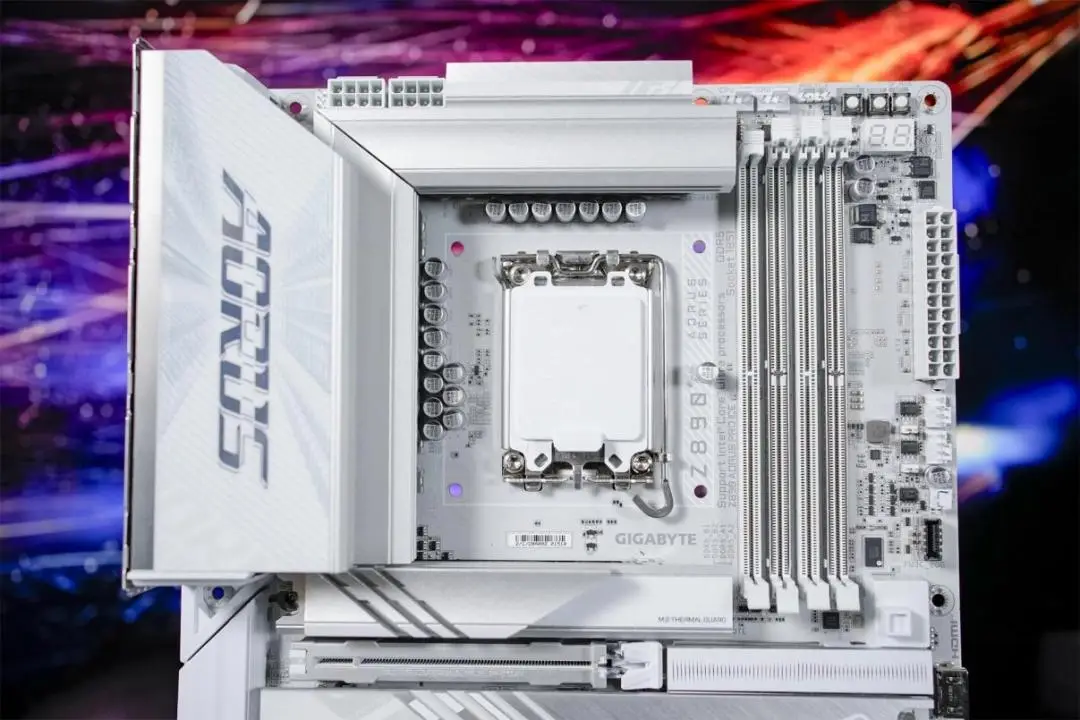 技嘉板载显卡_技嘉显卡通病_