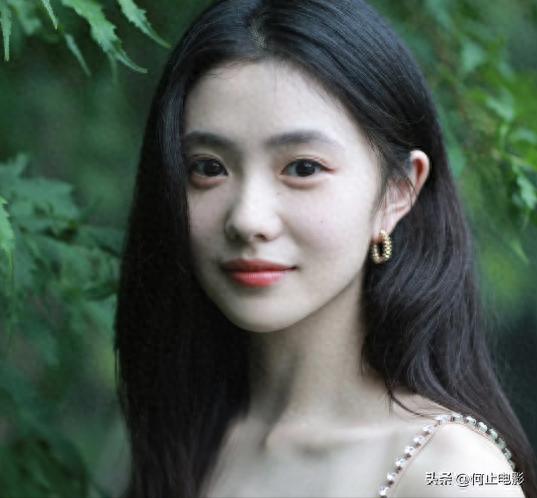 张艺谋捧出的男演员_被张艺谋捧红的男演员_