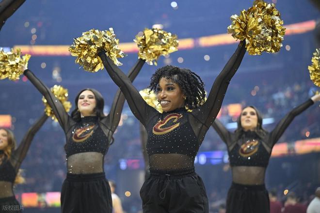 活塞vs骑士_哈登完美复仇阿泰_