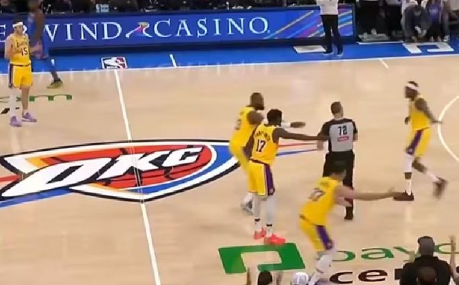 湖人的中产特例_湖人3分命中率_