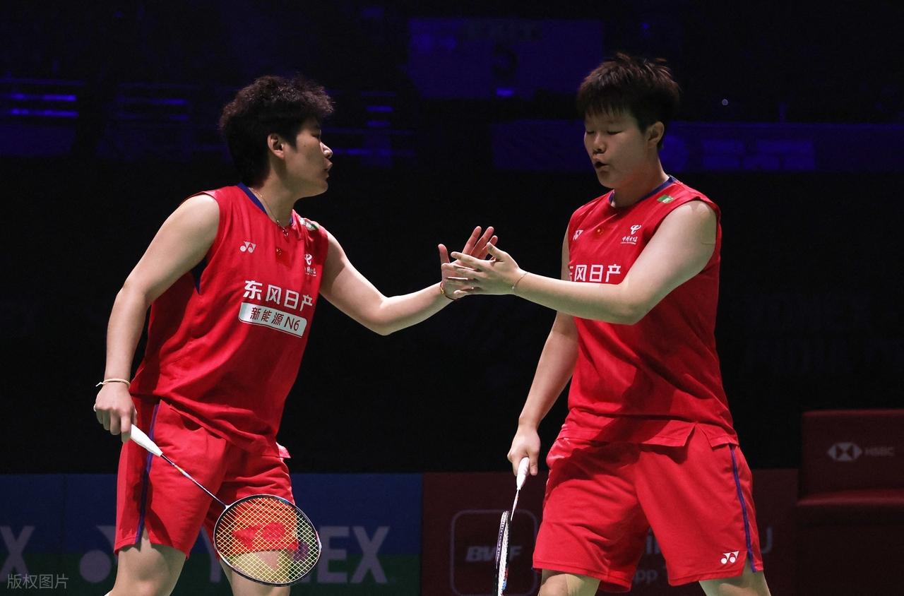 _全英赛爆大冷！世界第一1:2被淘汰，国羽2人出局，陈雨菲轰21-9_全英赛爆大冷！世界第一1:2被淘汰，国羽2人出局，陈雨菲轰21-9