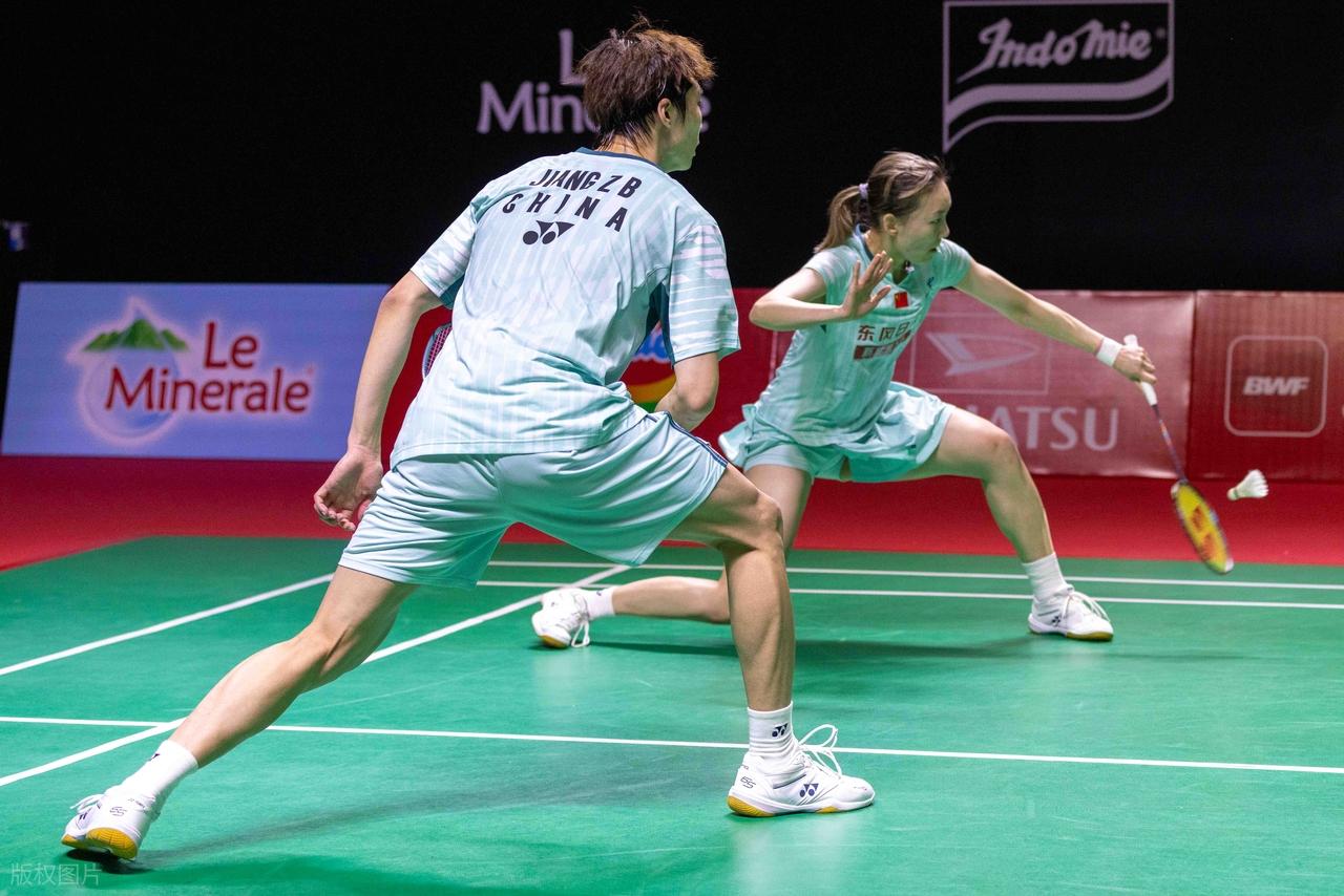 _全英赛爆大冷！世界第一1:2被淘汰，国羽2人出局，陈雨菲轰21-9_全英赛爆大冷！世界第一1:2被淘汰，国羽2人出局，陈雨菲轰21-9