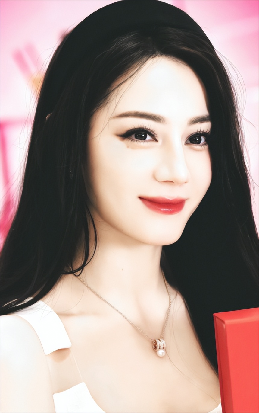 迪拜滞留大概多少人_迪拜滞留中国人回不来_