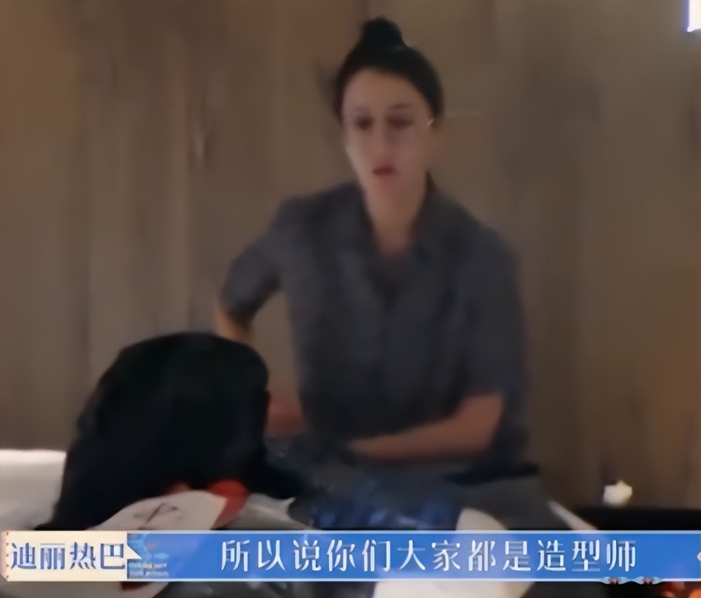 _迪拜滞留中国人回不来_迪拜滞留大概多少人