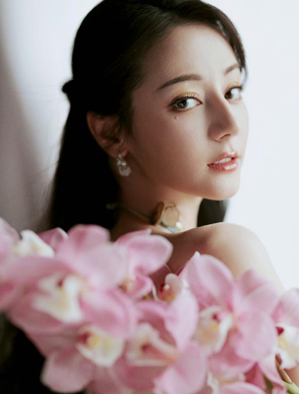 迪拜滞留大概多少人__迪拜滞留中国人回不来