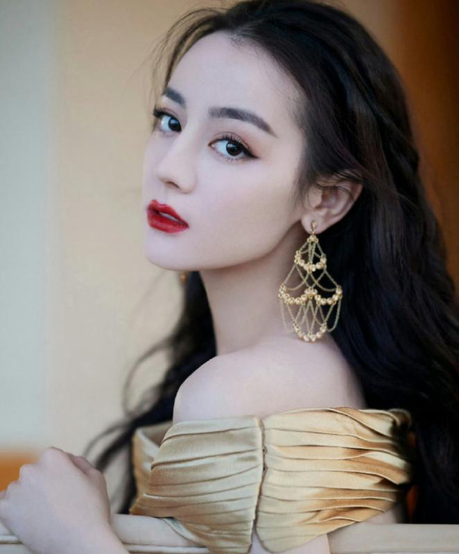 迪拜滞留大概多少人__迪拜滞留中国人回不来