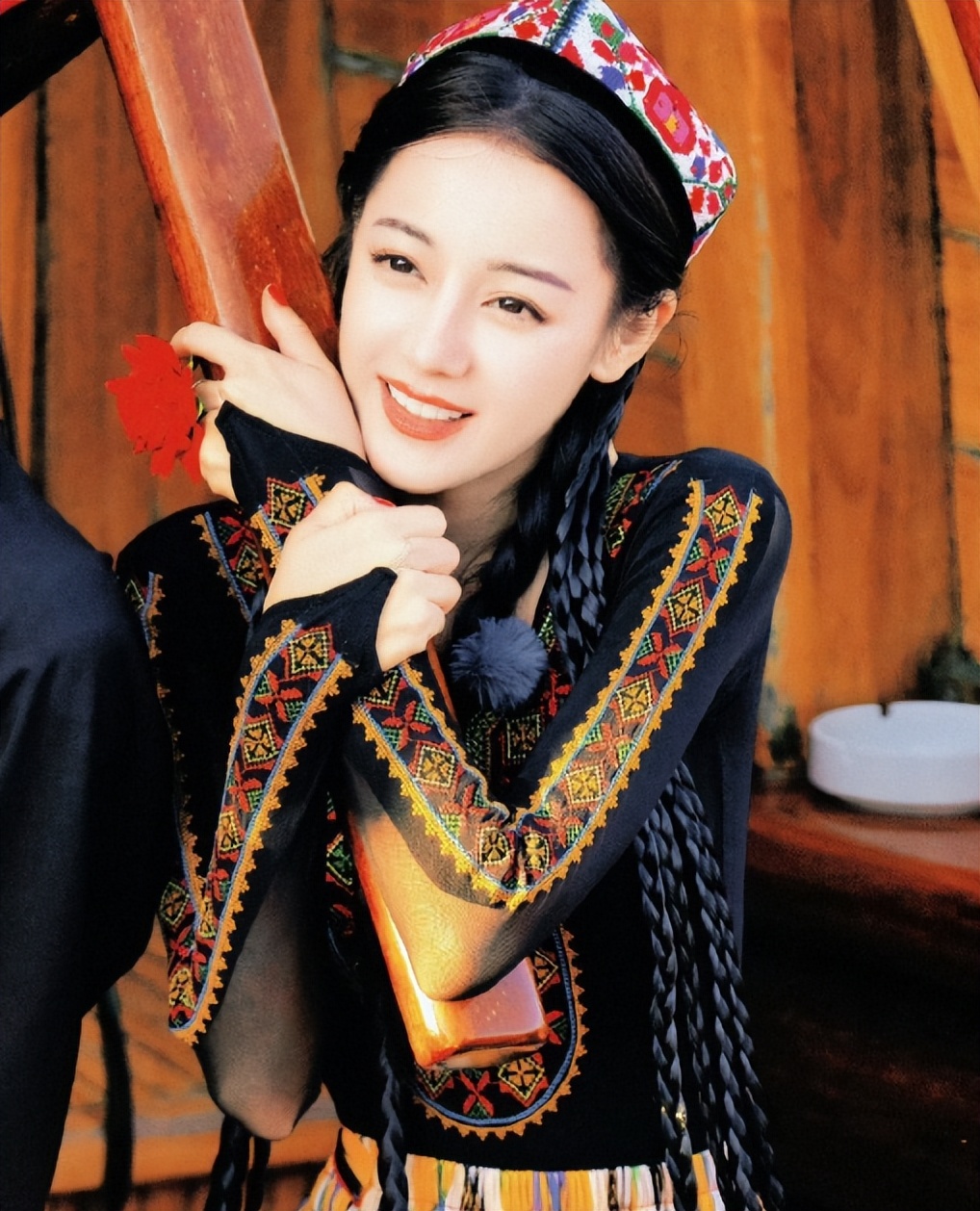 迪拜滞留中国人回不来_迪拜滞留大概多少人_