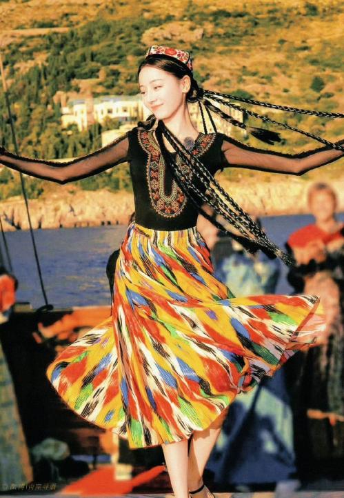 迪拜滞留中国人回不来__迪拜滞留大概多少人