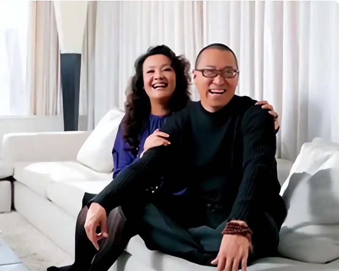 汪小菲母亲资料_汪小菲父子_