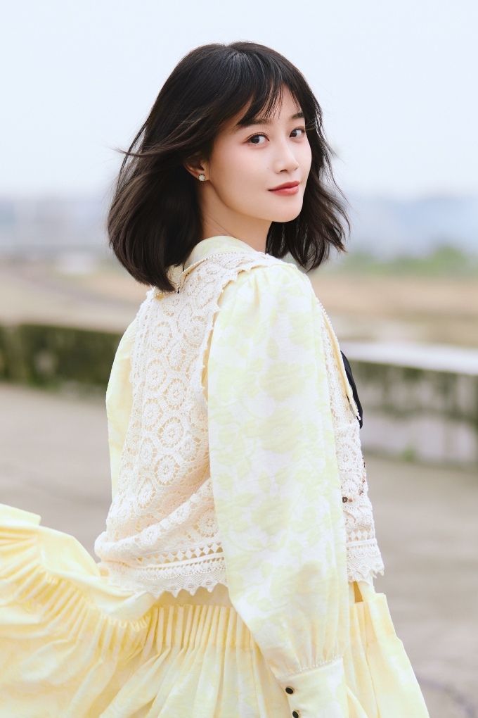 35岁蓝盈莹，不婚不育又怎样？从“浣碧”到《生万物》，独自闪耀__35岁蓝盈莹，不婚不育又怎样？从“浣碧”到《生万物》，独自闪耀