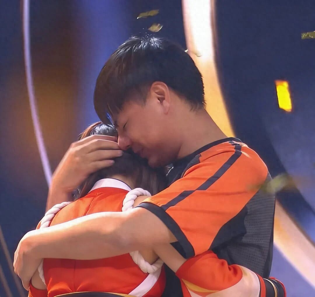 _拳皇小孩记录片_拳皇小孩一打十视频