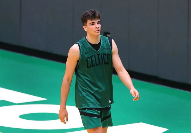 篮球炮轰打法_篮球跑轰战术视频_