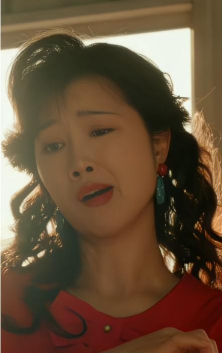 脸撞肿了会毁容吗_脸撞肿怎么办_